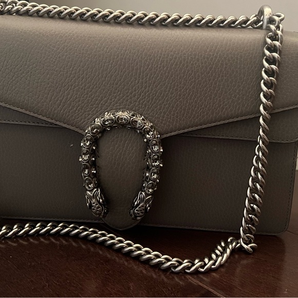 Dionsysus small grey handbag smoke free home, box, dust bag, card. - Picture 2 of 7